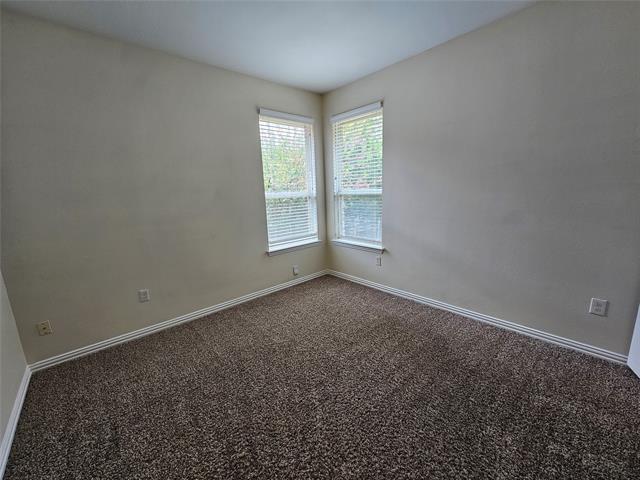 Building Photo - 7721 Oak Garden Trail