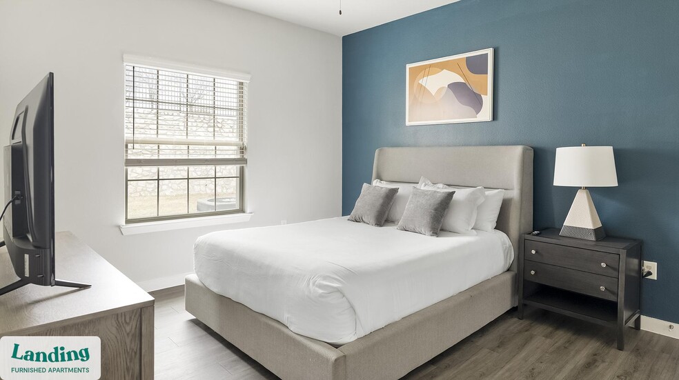 Building Photo - 8200 Clarksprings Dr