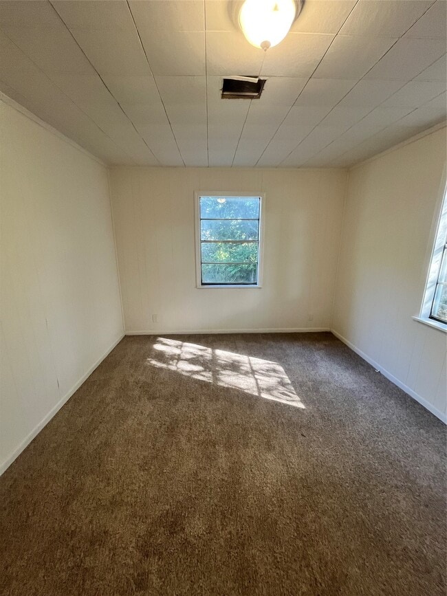 Building Photo - 6606 Anderson St