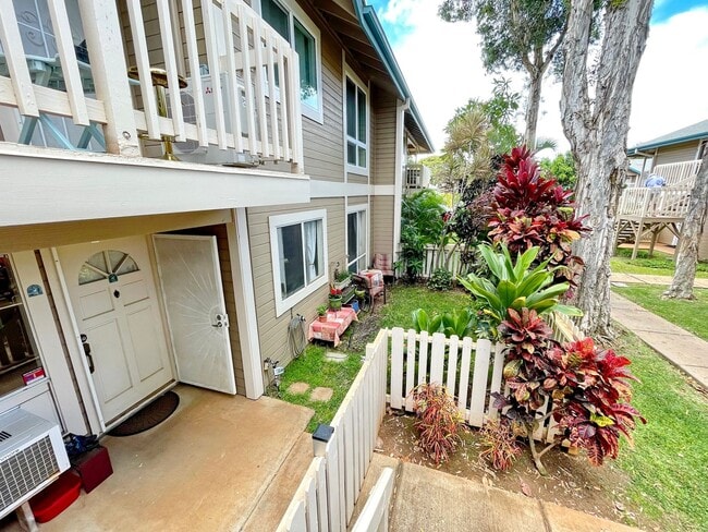 Building Photo - Southpointe - Furnished 2 Bed / 1 Bath Ground Floor Unit w/fenced in yard