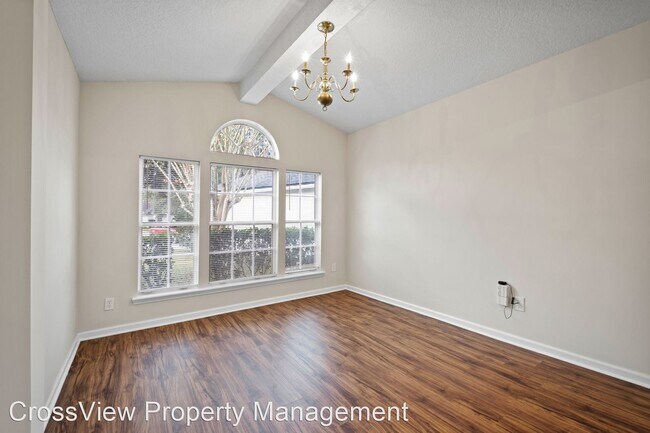 Building Photo - 4 br, 2 bath House - 708 Sharon Ct.