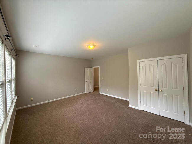 Building Photo - 1113 Cooper Ln