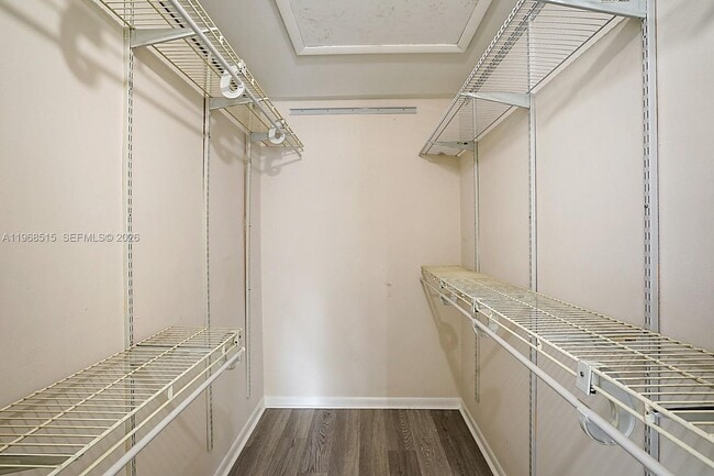 Building Photo - 6327 Chasewood Dr