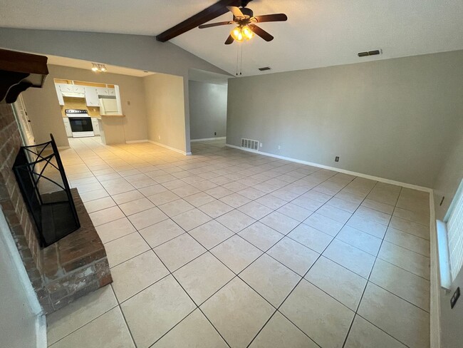 Building Photo - 2902 Trailridge Cir