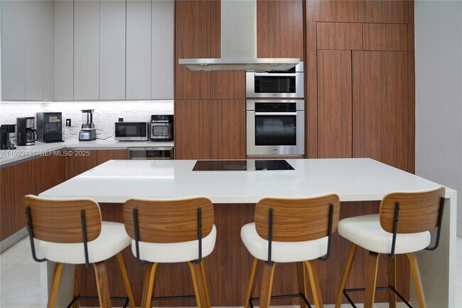 Building Photo - 10098 NW 74th Terrace