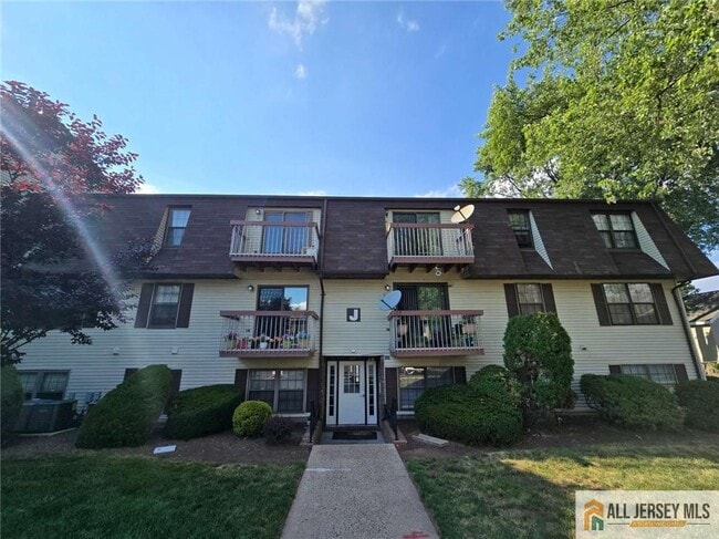 Building Photo - 138 Orlando St