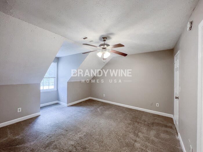 Building Photo - 916 S Deshon Rd