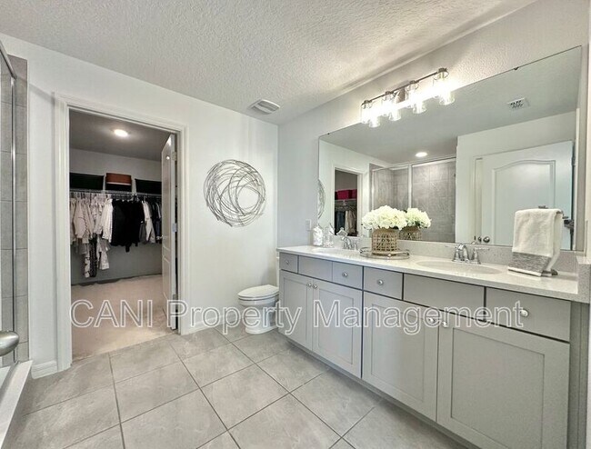 Building Photo - 17691 Passionflower Cir