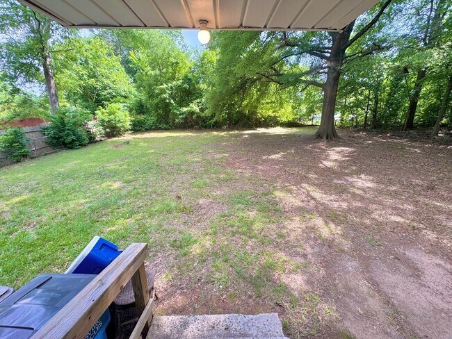 Building Photo - Statesville West - 2BR/1BA
