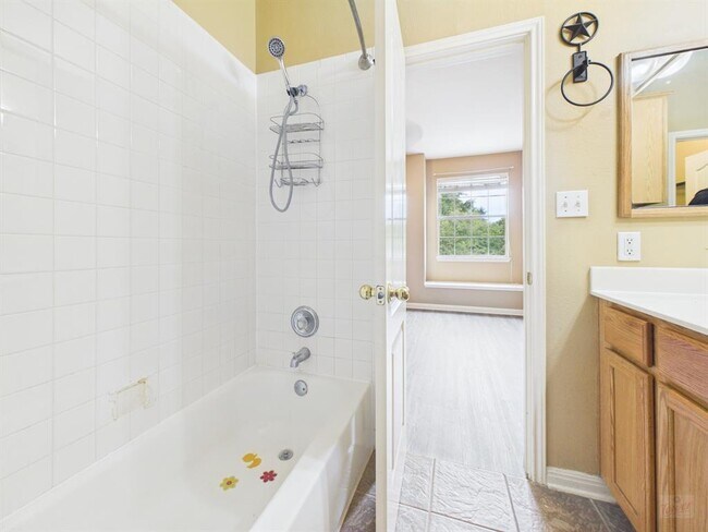 Building Photo - 8518 Cahill Dr