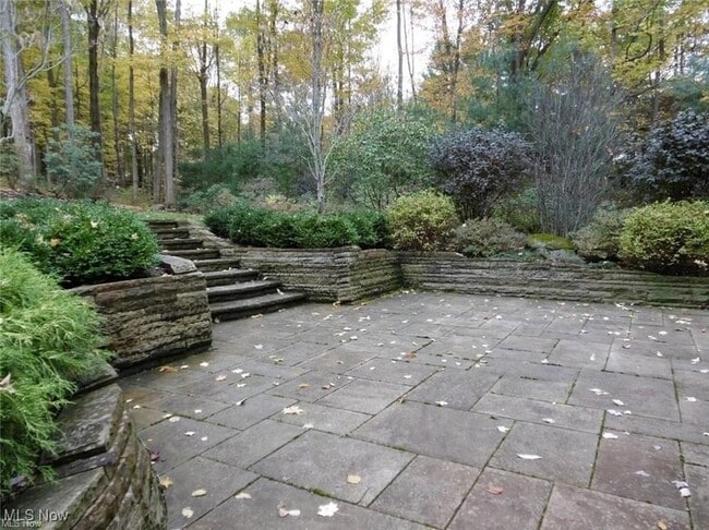 Building Photo - 10613 Sherman Rd