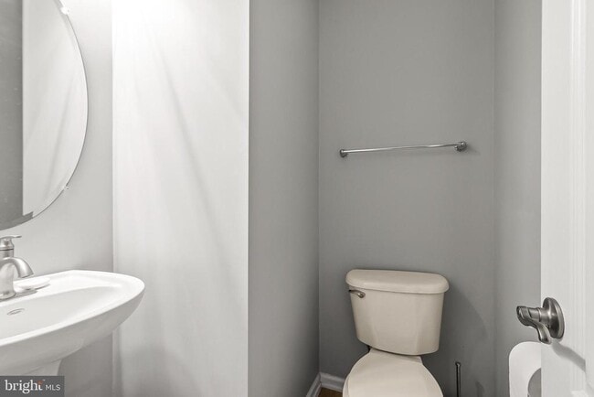 Building Photo - 20916 Houseman Terrace