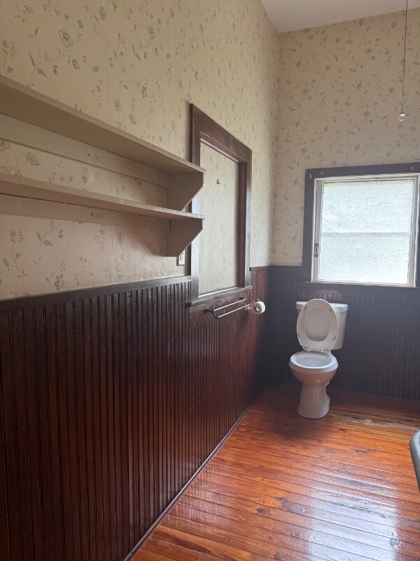 Building Photo - 412 SE Wenona Ave