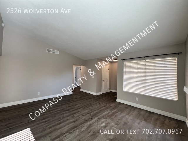 Building Photo - 2526 Wolverton Ave