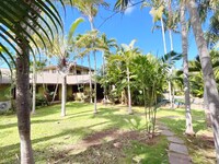 Building Photo - Magical Maui Meadows Tropical Resort Style...