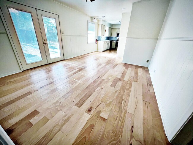 Building Photo - 2823 Amy Ln