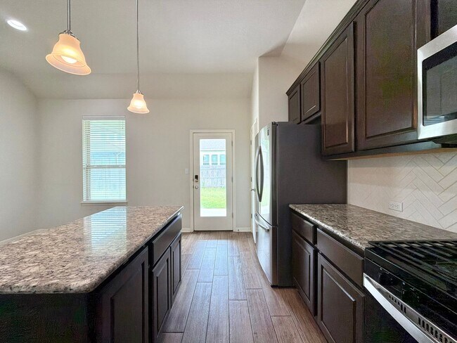 Building Photo - 877 Centerra Hills Cir