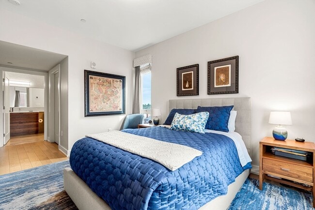 Building Photo - 65 Washington St