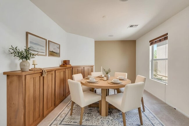 Building Photo - 42780 W Sunland Dr