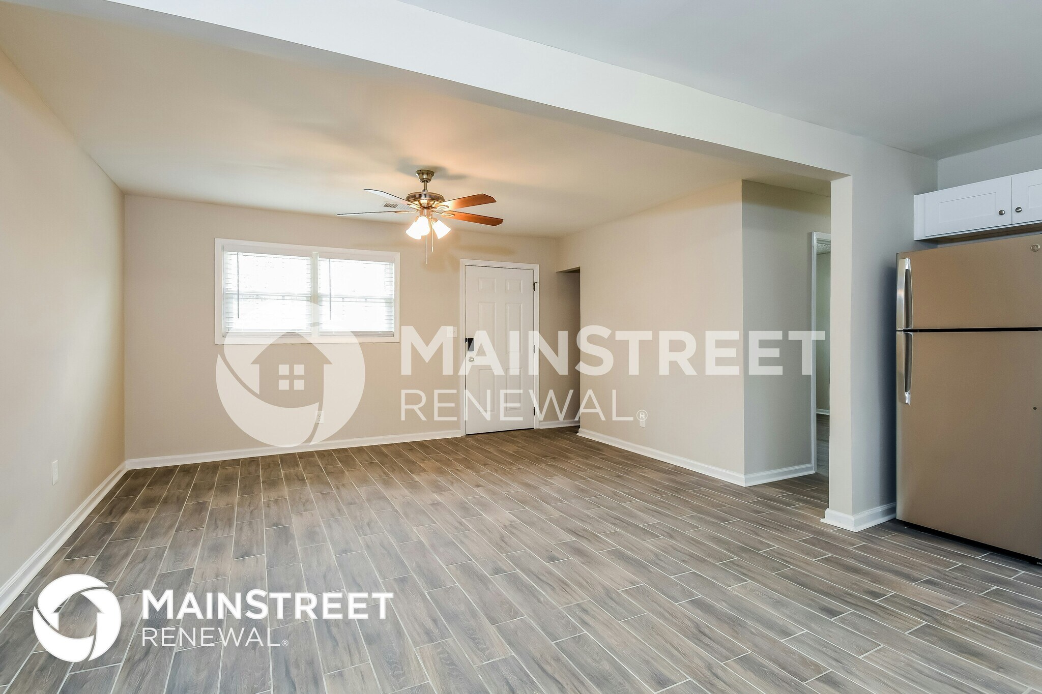 Building Photo - 3715 Meadowview Dr