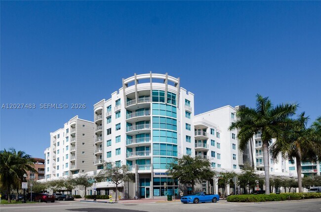 Building Photo - 110 Washington 2512