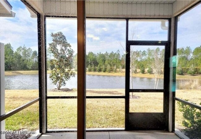 Building Photo - 13952 Sterely Ct N