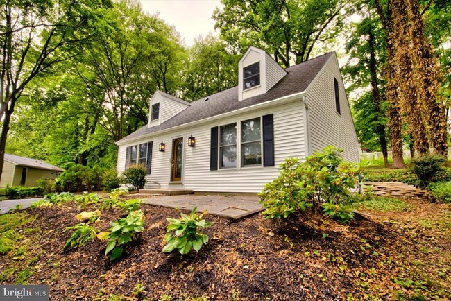 Building Photo - 342 Sherry Ln