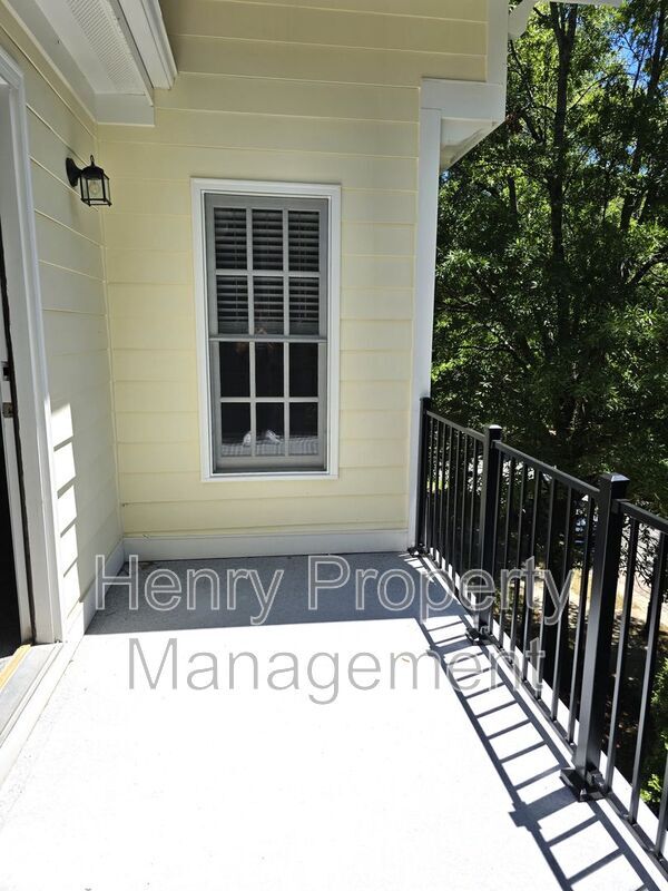 Building Photo - 1624 Legendary Ln