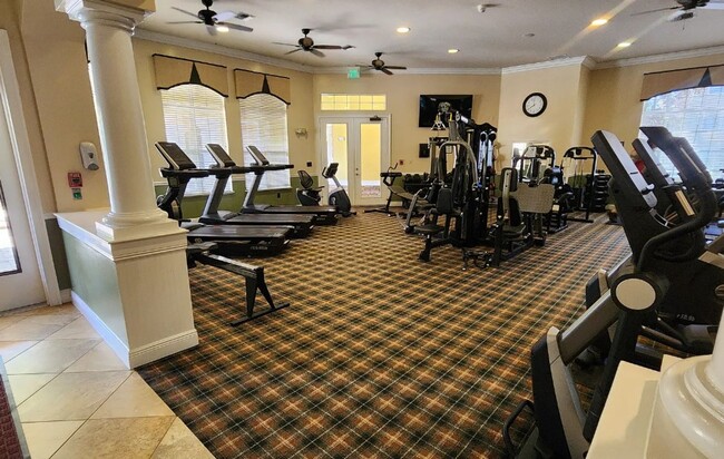 Building Photo - Elegant 1-Bedroom Condo with Lakeside Views in Resort-Style Community