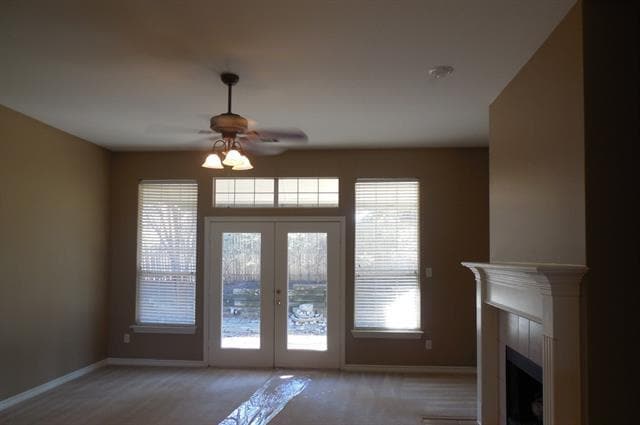 Building Photo - 221 S Village Dr