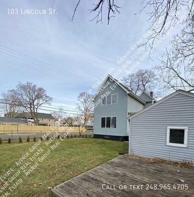Building Photo - 103 Lincoln St