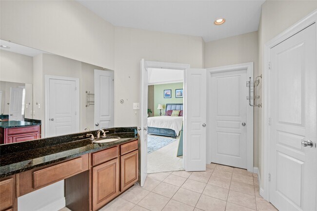 Building Photo - 44 Versante Ct