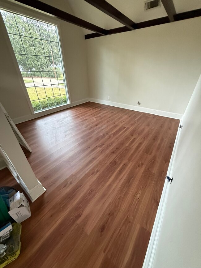 Building Photo - 117 Preston Ave