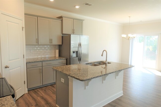 Building Photo - 409 Yellow Fox Rd