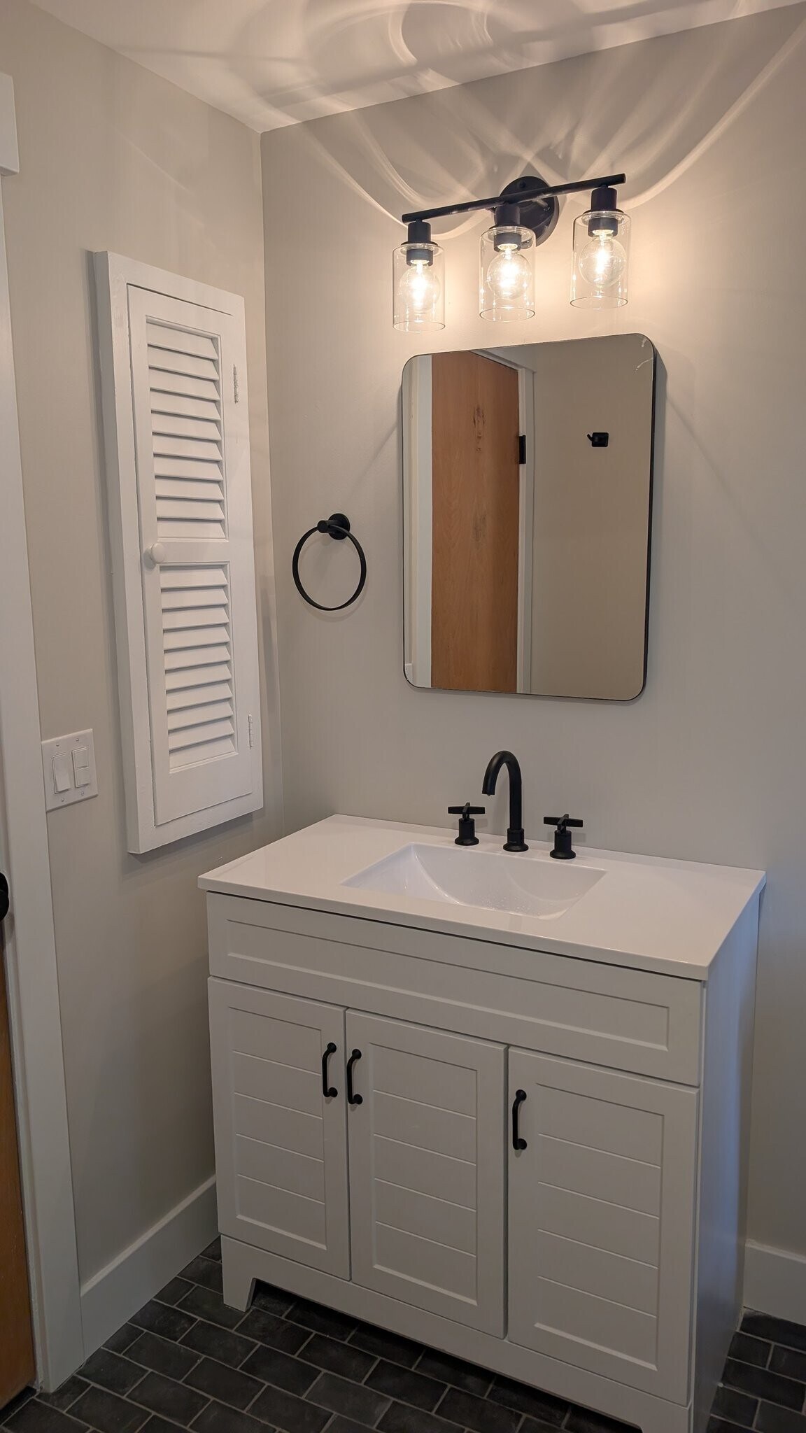 Building Photo - 25 Red Bud Rd