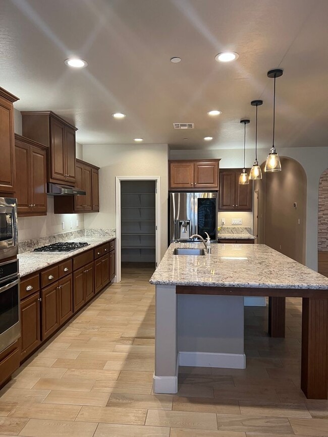 Building Photo - Charming 3 bedroom 2 bathroom with an office, located in Quail Run