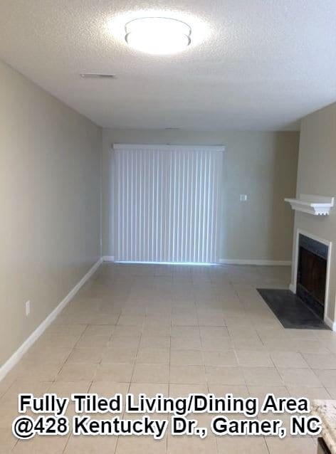 Building Photo - Garner 2 Bedroom, 2 FULL Bath Single Level...