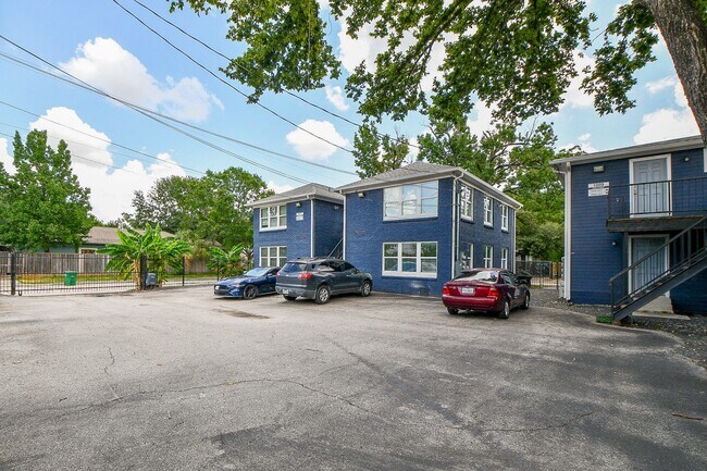Building Photo - 1011 Enid St