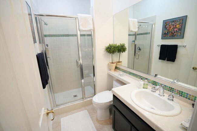 Building Photo - 6 Loch Ness Lake Ct