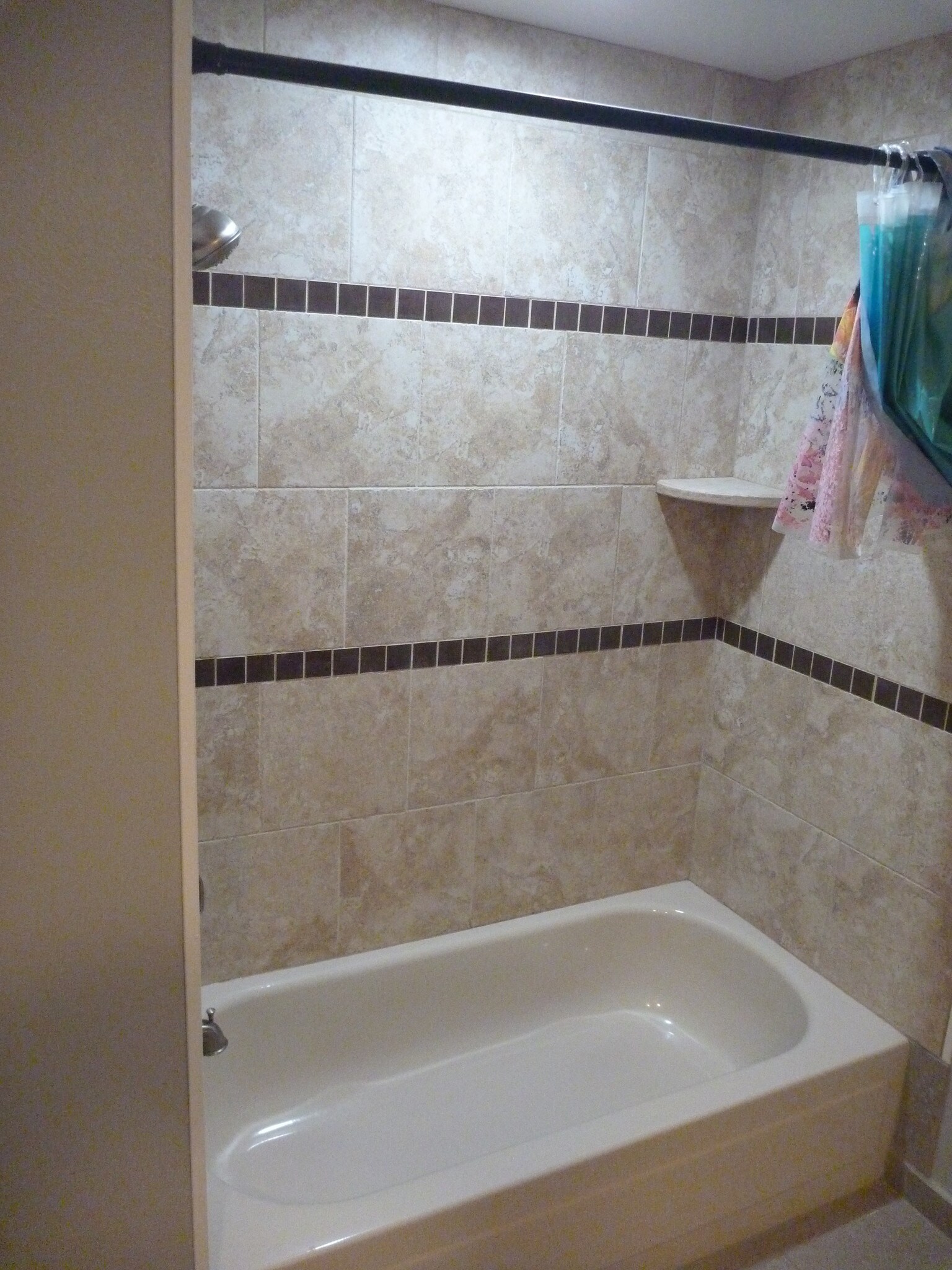 Full bath upstairs - 4871 W 98th Ave
