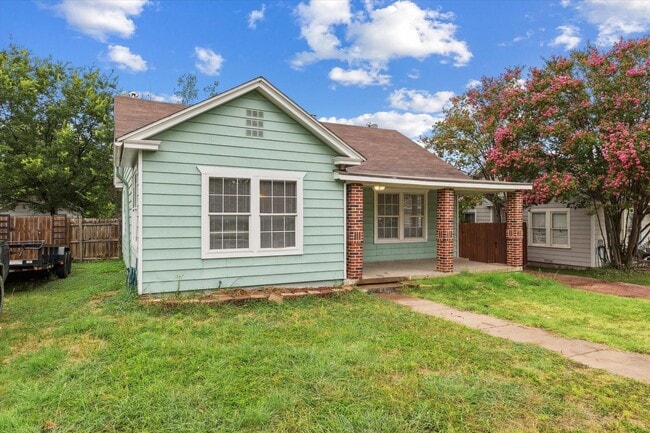 Building Photo - 2BR/1BA Home for Lease – Great Neighborhood