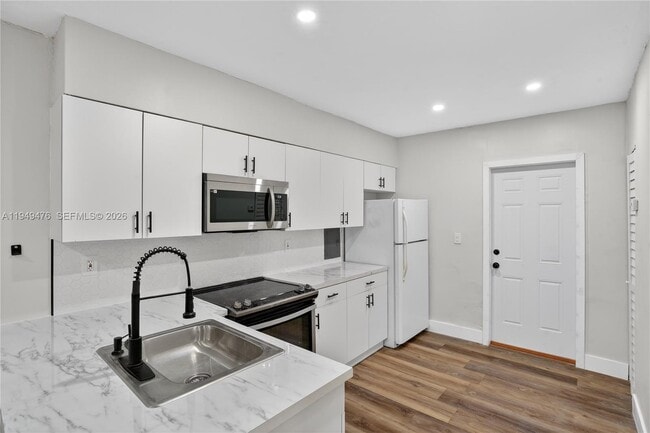 Building Photo - 4801 NW 33rd Ave