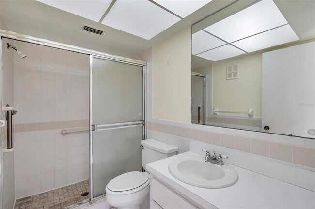 Building Photo - 2291 Shelly Dr