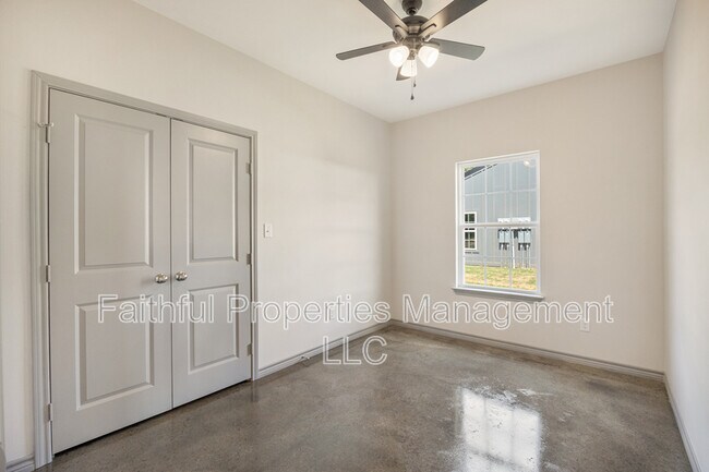 Building Photo - 13554 FM 14