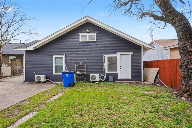 Building Photo - 4805 Belmont Ave