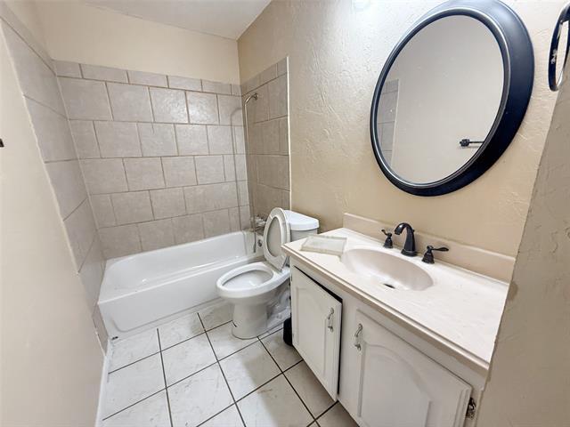 Building Photo - 7612 Nutwood Pl