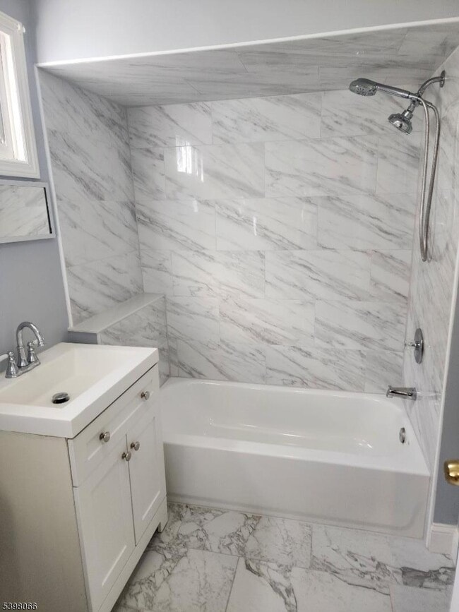 Primary Photo - 10 Westcott St