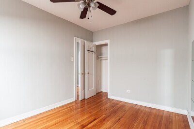 Building Photo - 544 W Surf St