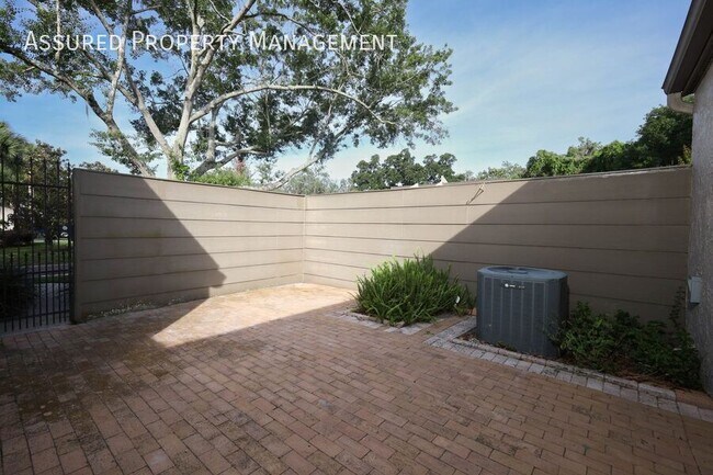 Building Photo - 301 Dryberry Way