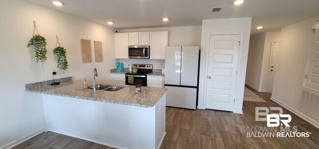Building Photo - 24949 Ponder Lp